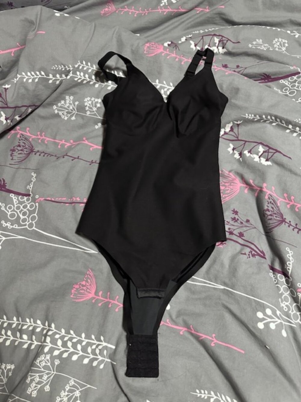 Knix size small body suit